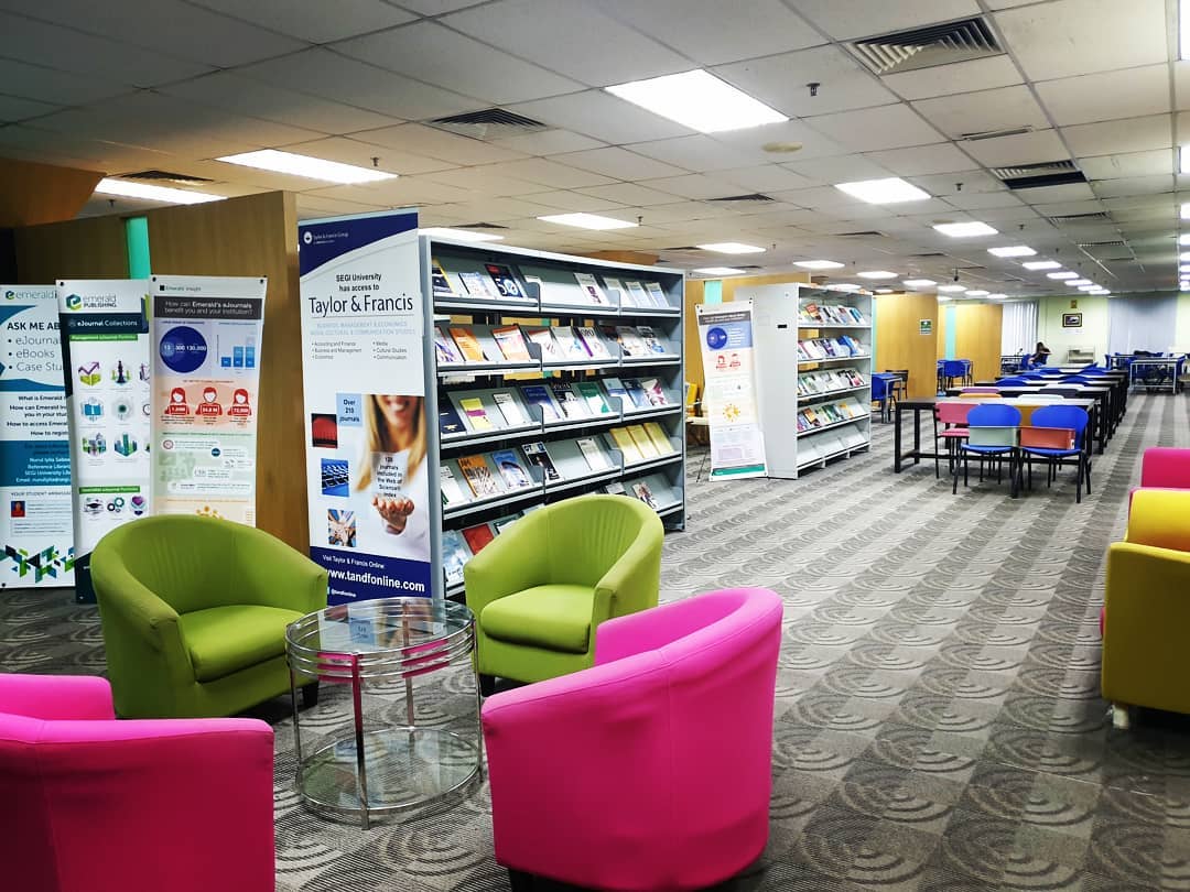 SEGi University Library (Kota Damansara)